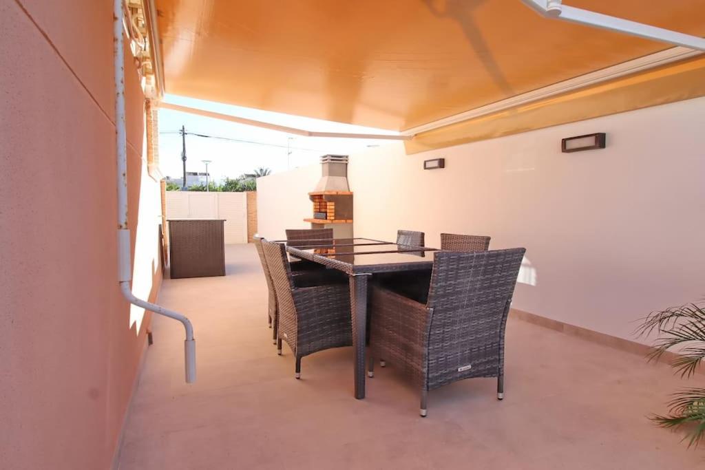 Casa Olivia With Pool Heating Fee Villa Torrevieja Bagian luar foto